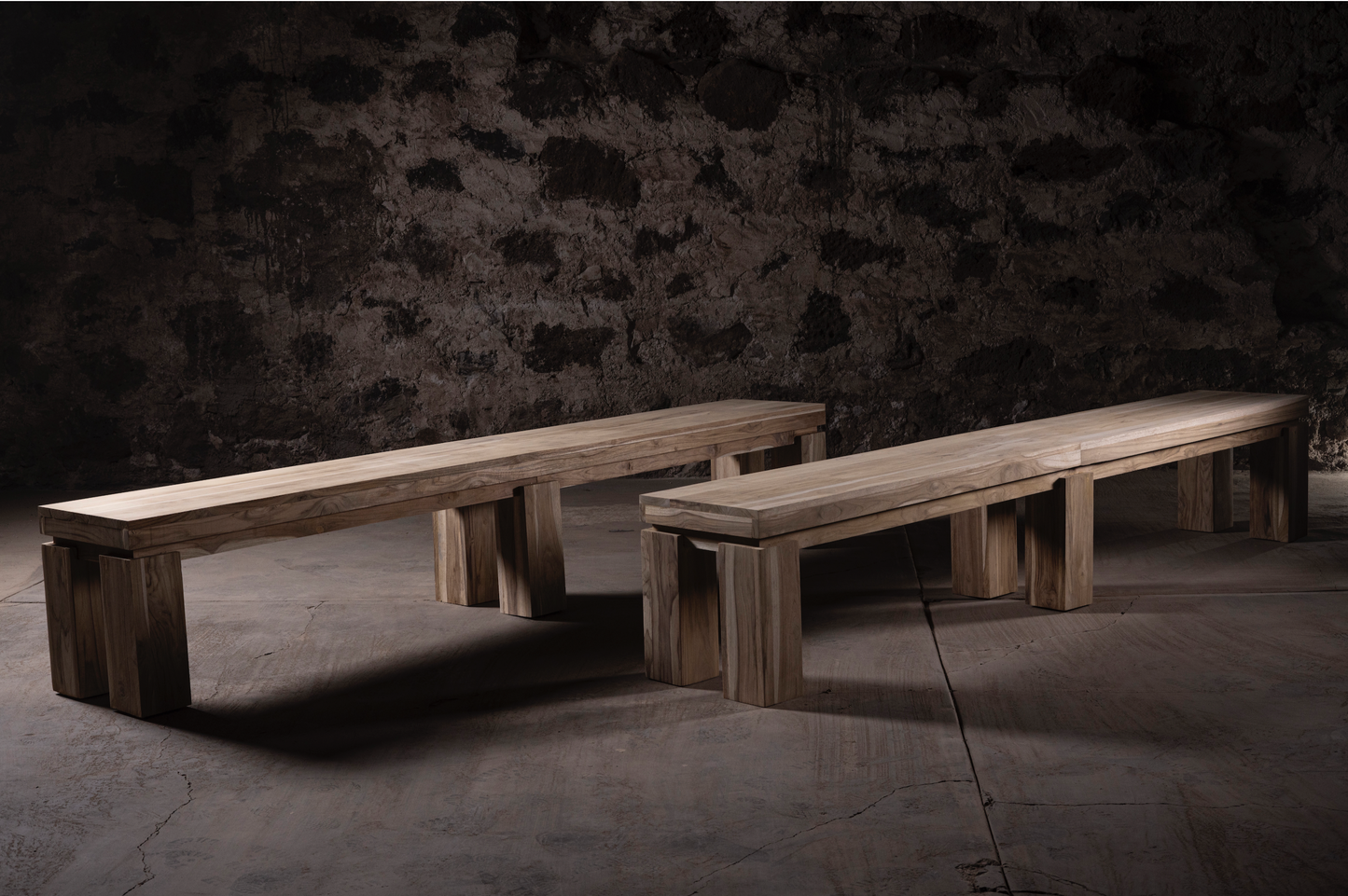 Mesa de comedor/ping pong y bancos de teca negra