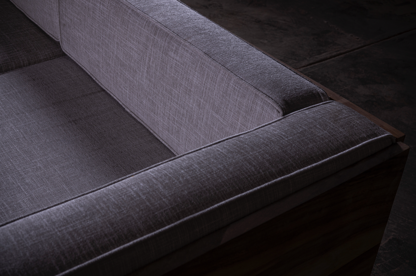 Parota L-Sectional Sofa