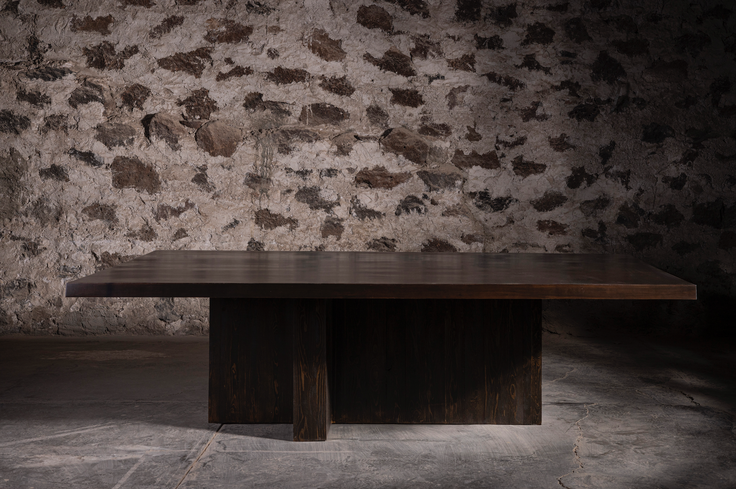 Mesa de ping pong/comedor convertible de pino oscuro
