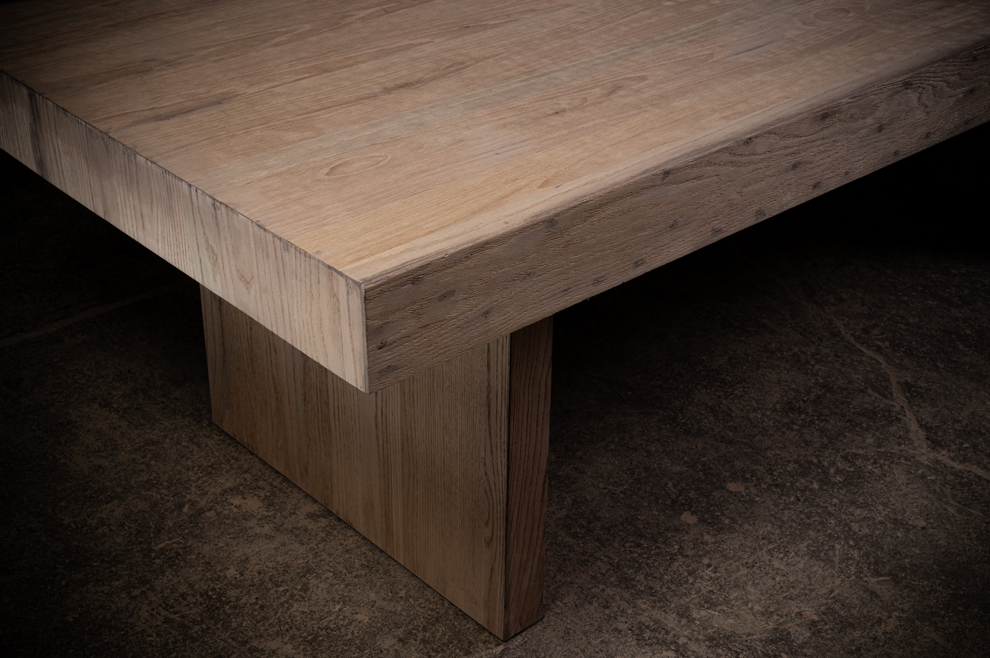 Mesa de comedor de roble natural de 1957