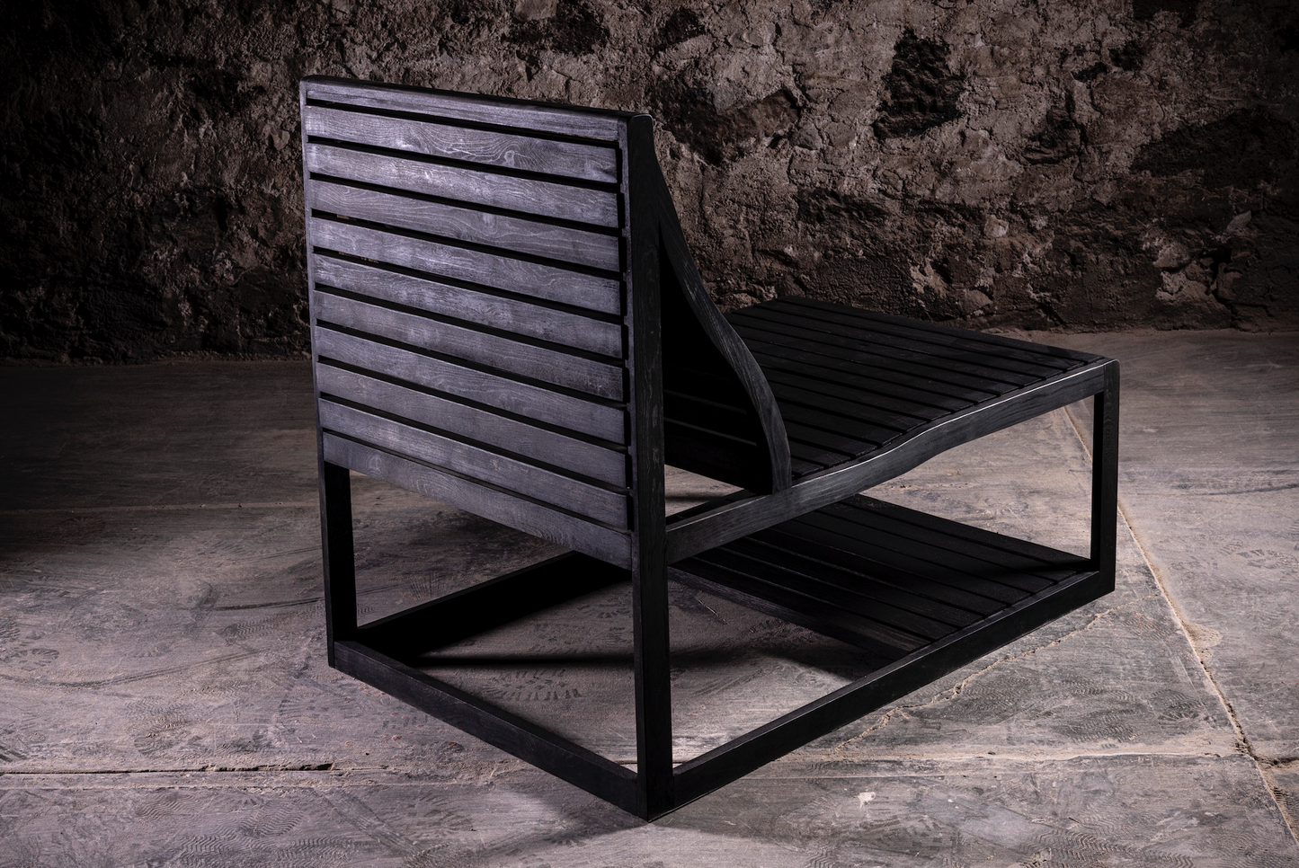Sillón Pino Negro
