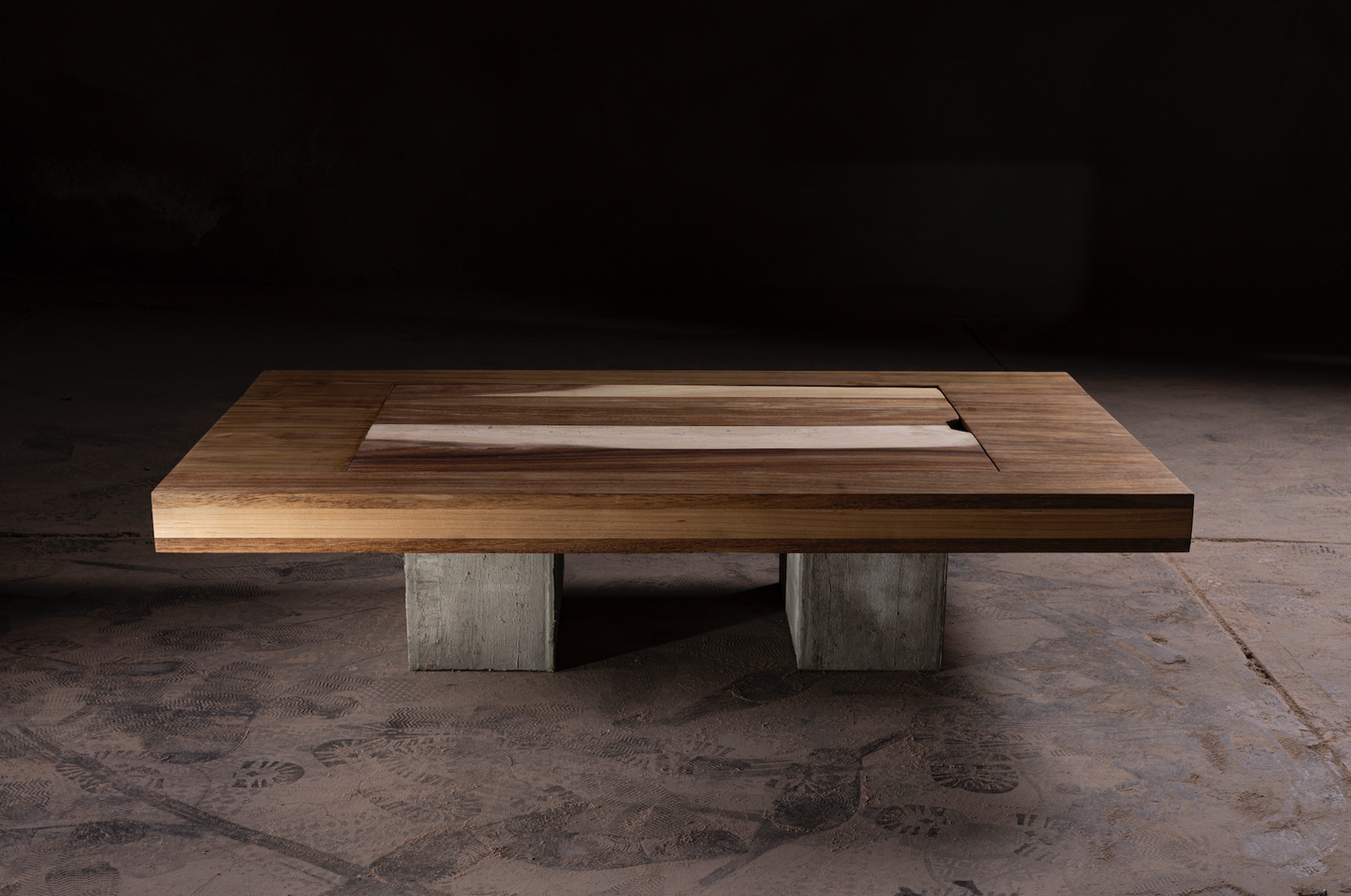 Solid Parota Backgammon Table
