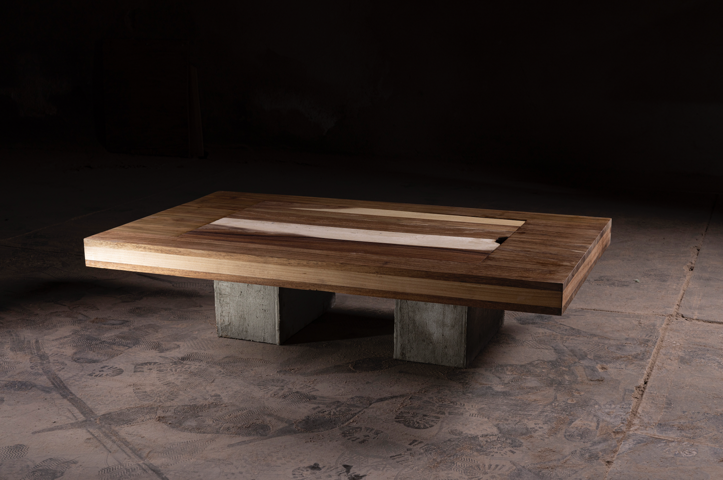 Solid Parota Backgammon Table