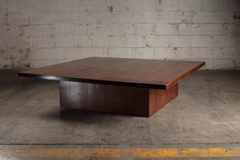 Mesa de centro cuadrada de roble marrón
