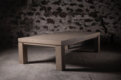 Mesa de comedor/ping pong y bancos de teca negra